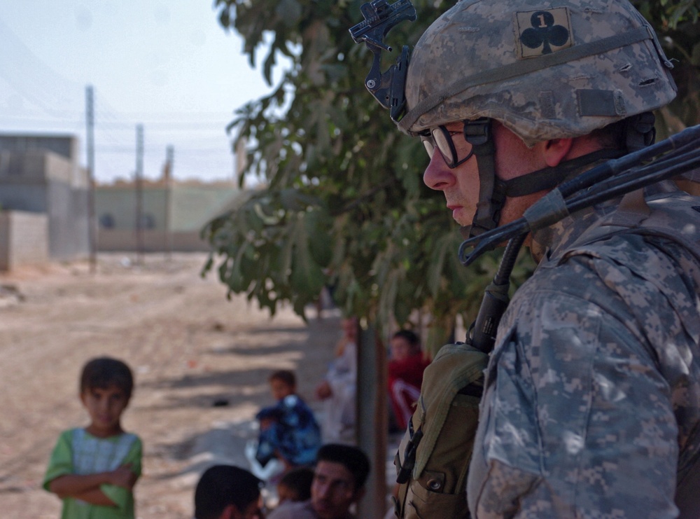 Soldiers Continue Operation Guagamela