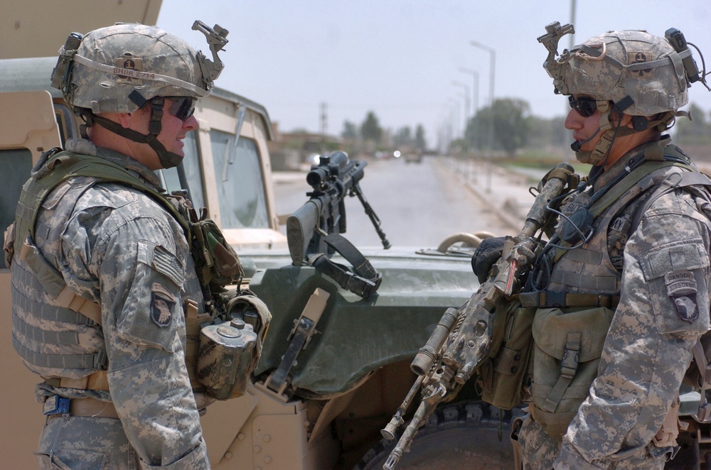 Soldiers Continue Operation Guagamela