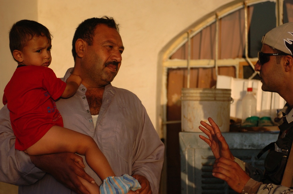 Soldiers Continue Operation Guagamela