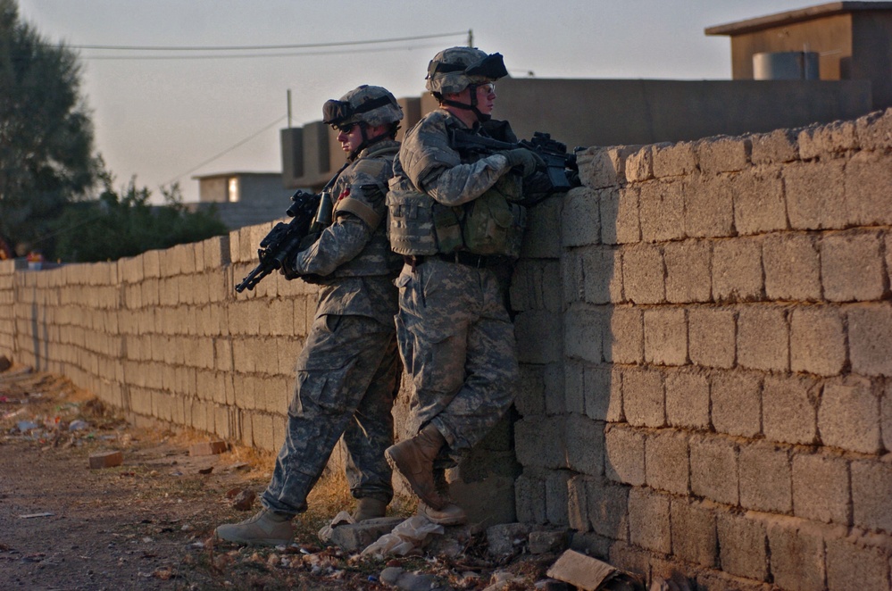 Soldiers Continue Operation Guagamela