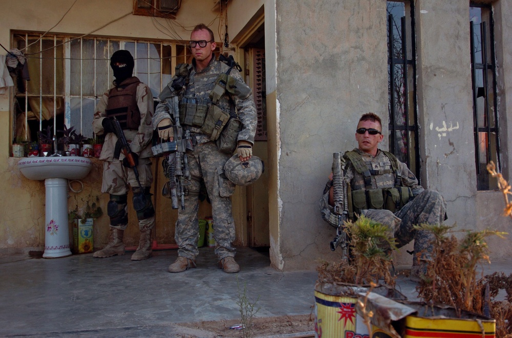 Soldiers continue Operation Guagamela