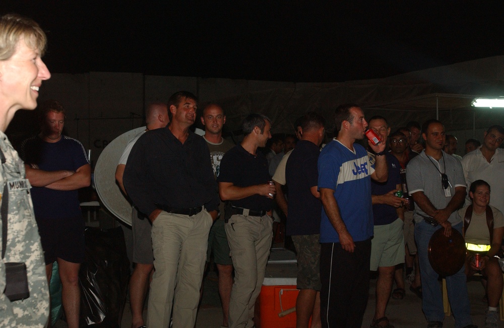 USACE hosts farewell dinner USACE hosts farewell dinner