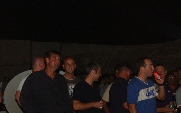 USACE hosts farewell dinner