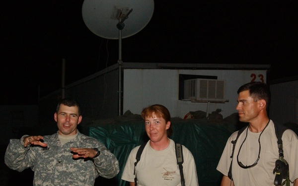 USACE hosts farewell dinner