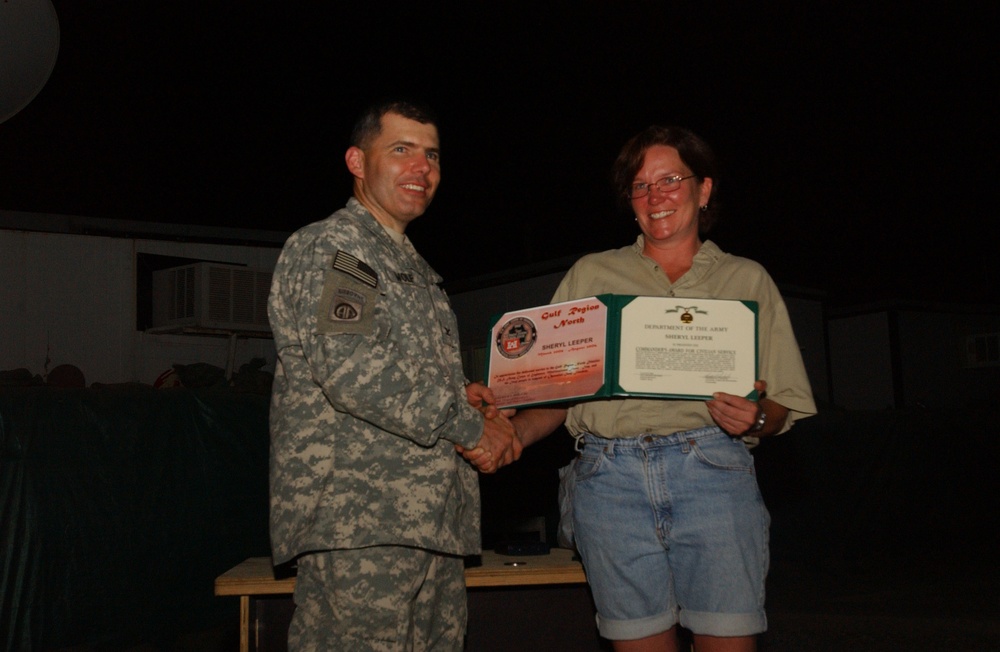 USACE hosts farewell dinner USACE hosts farewell dinner