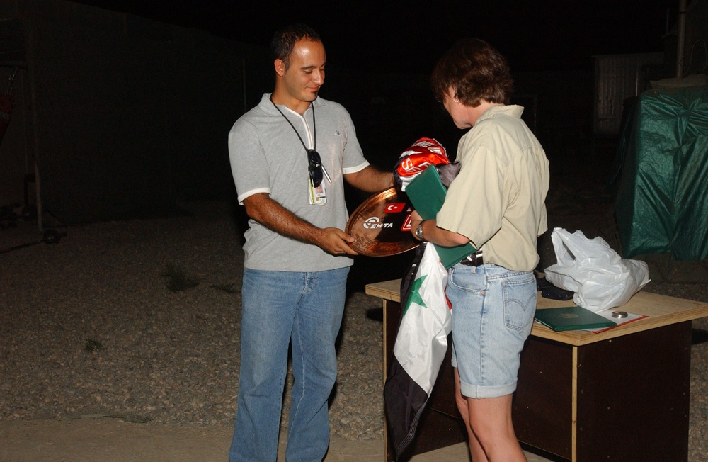 USACE hosts farewell dinner USACE hosts farewell dinner