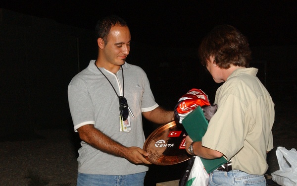 USACE hosts farewell dinner