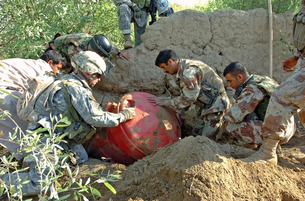 Two 4th Infantry Division Battalions moved under 101st Airborne Division's