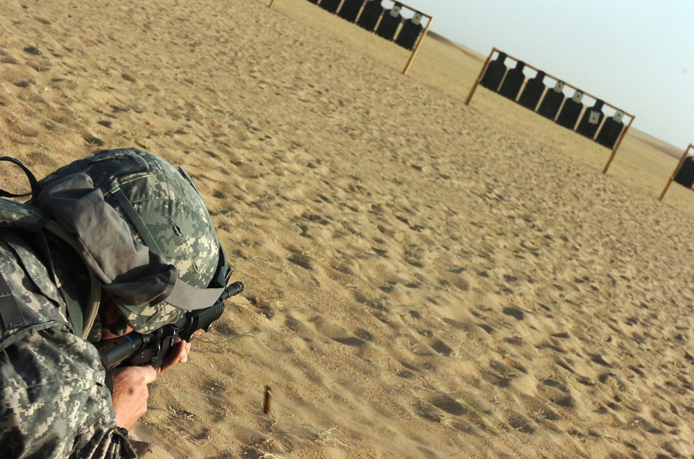 soldiers receive more training in kuwait