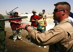'Gunrunners' meet an American Idol during their deployment at
