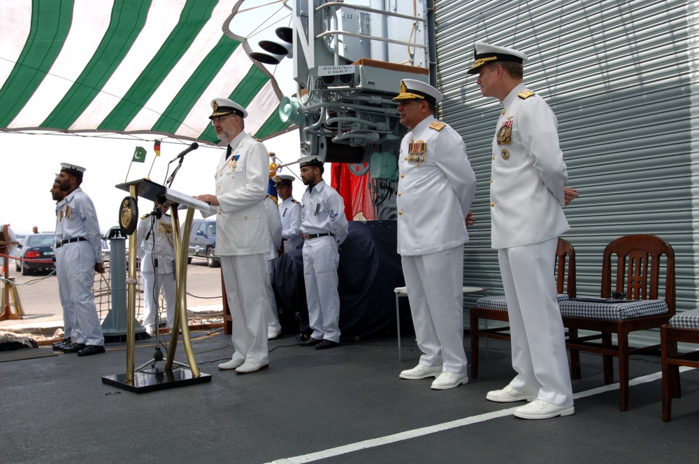 Pakistan Navy Completes Term as Commander, Task Force 150