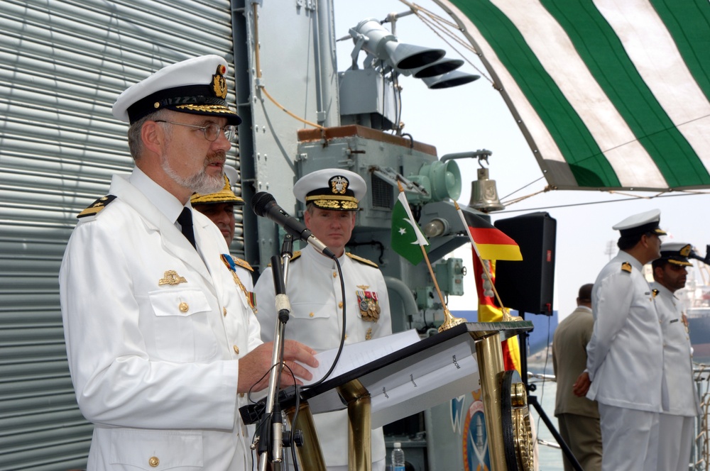 Pakistan Navy Completes Term as Commander, Task Force 150