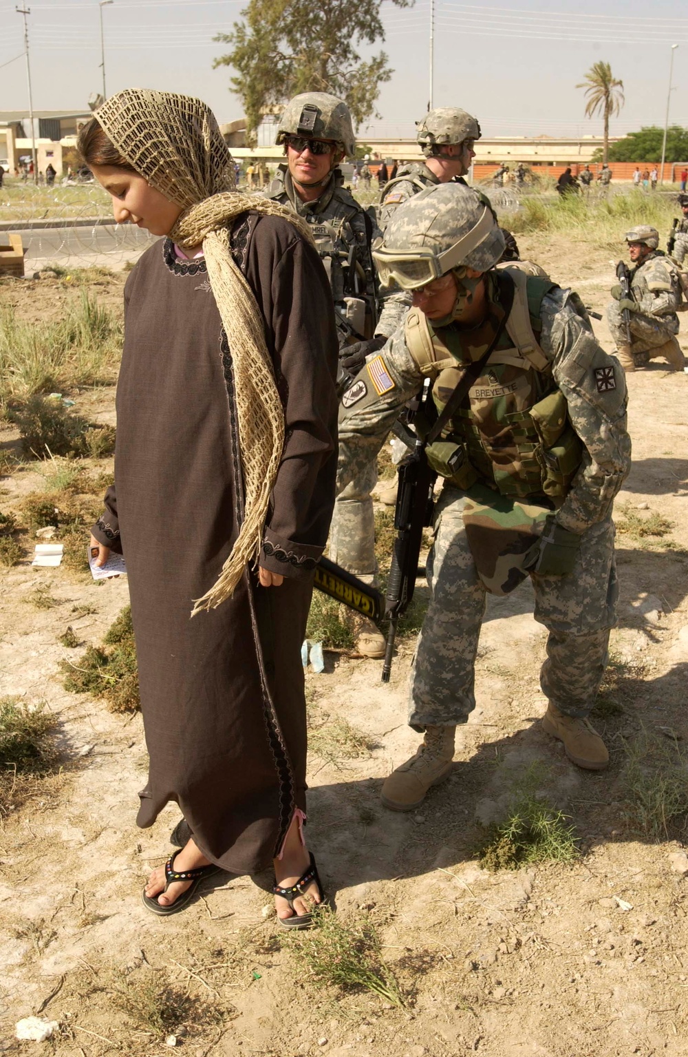 Soldier Searches Iraqi