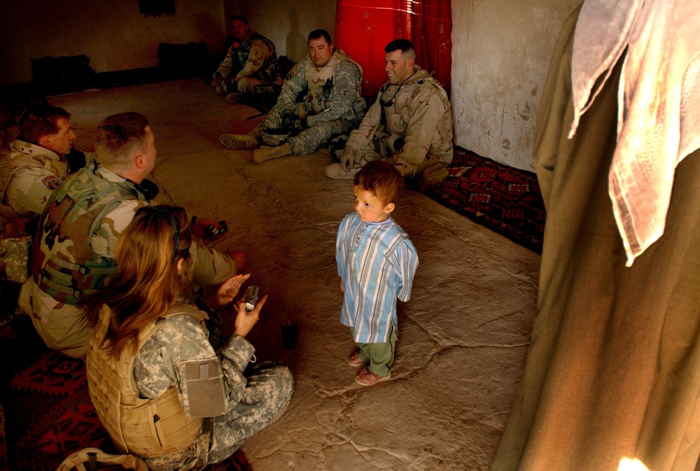 402nd CA performs Humanitarian Mission