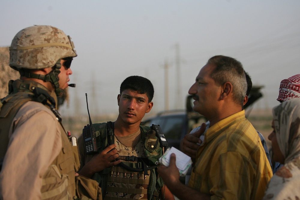 Marines, Iraqi Security Forces combine efforts at city entrances