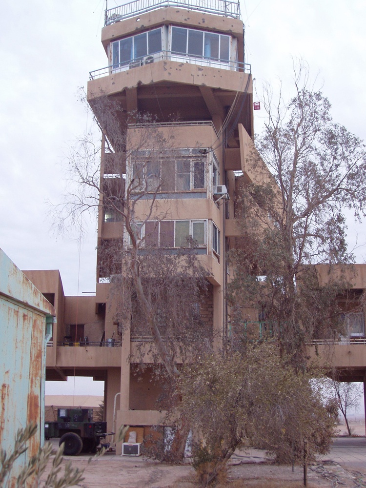 Air traffic controllers are the eyes of the skies in Iraq