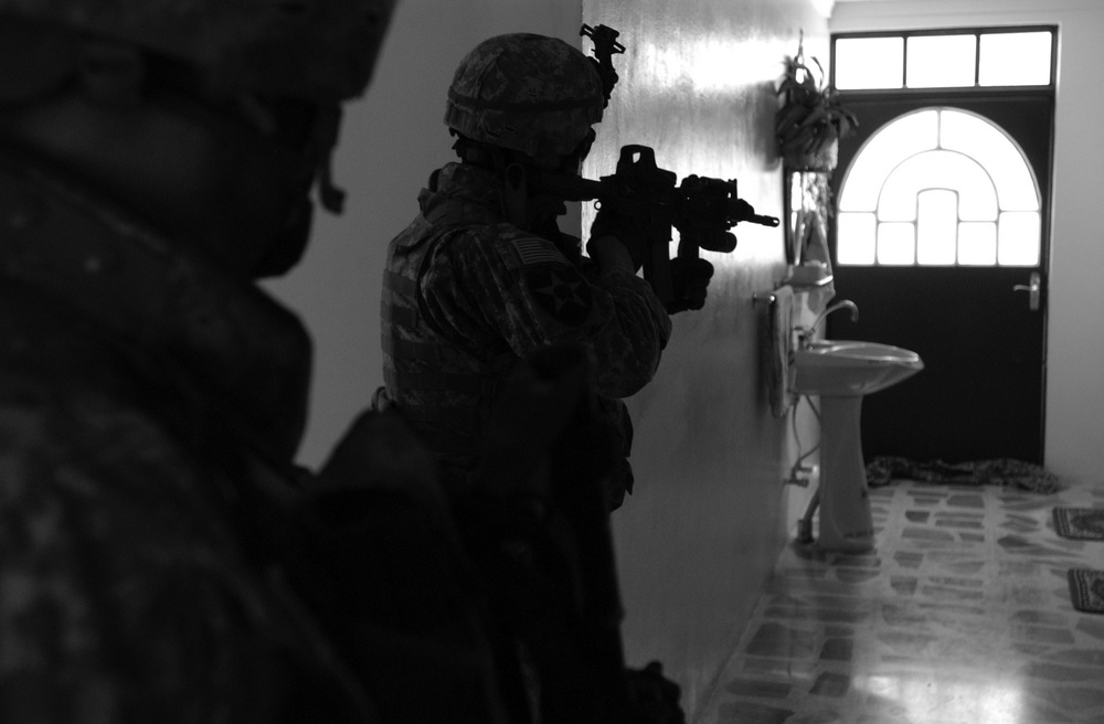 4th Platoon patrols city streets