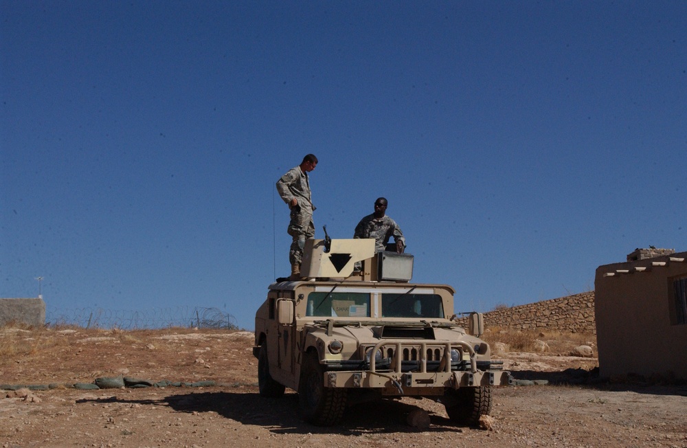 Soldiers prepare to leave Sinjar Mountain on a mission