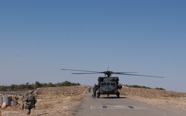 Deputy Brigade Comander Visits With 3rd Stryker Brigade Troops