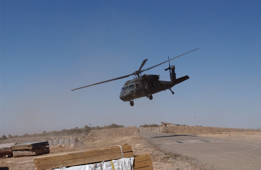 Deputy Brigade Comander Visits With 3rd Stryker Brigade Troops