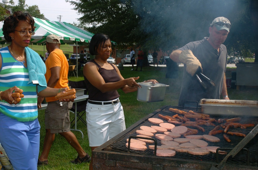 Family Fun:Third Army Enjoys Day of Food and Music