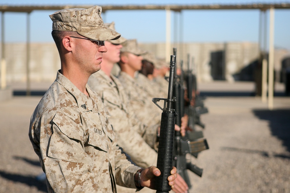 Marines Remember &quot;heroes&quot;