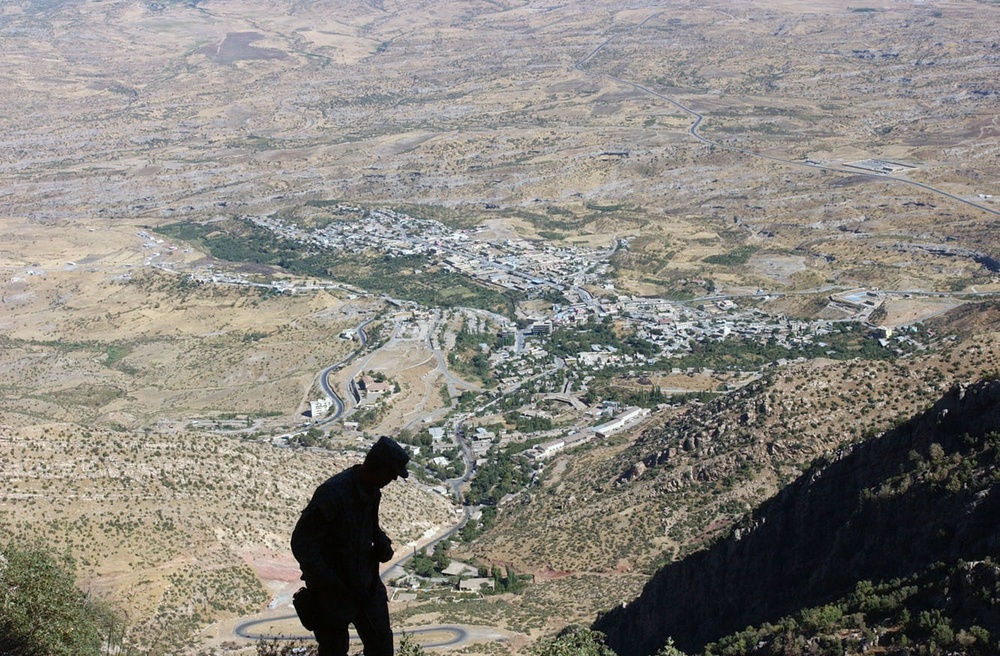 Stryker Soldiers Observe Kurdish Military Basic Training