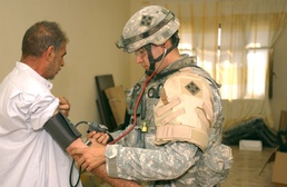 IPs, MND-B Soldiers conduct MedOp in Assyria