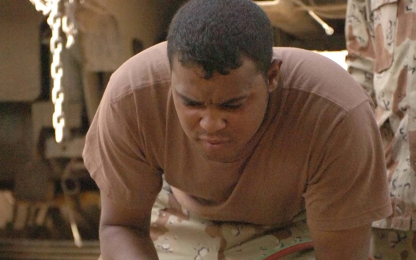 soldiers learn basic welding skills