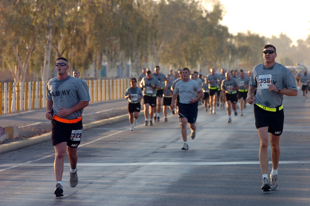 DVIDS - Images - LSA Anaconda Army Ten Mile 'Shadow Run' [Image 4 of 12]