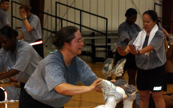 Billy Blanks Works Out With MND-B Soldiers at 'Spirit and Body Tour'