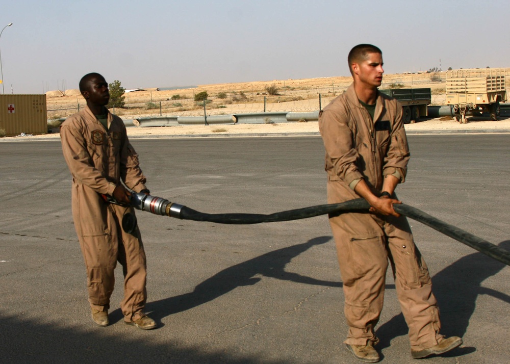 Gas station on wheels keeps flight line operations going at Al Asad