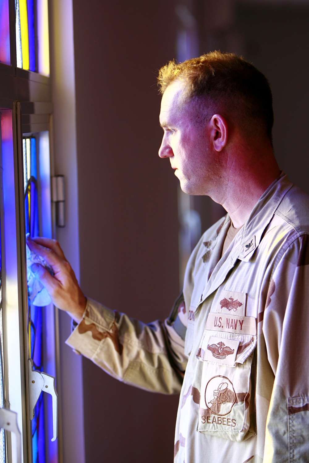 Sailor constructs stained-glass windows at Al Asad base chapel