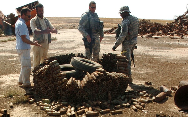 civil affairs teams continue work in iraq