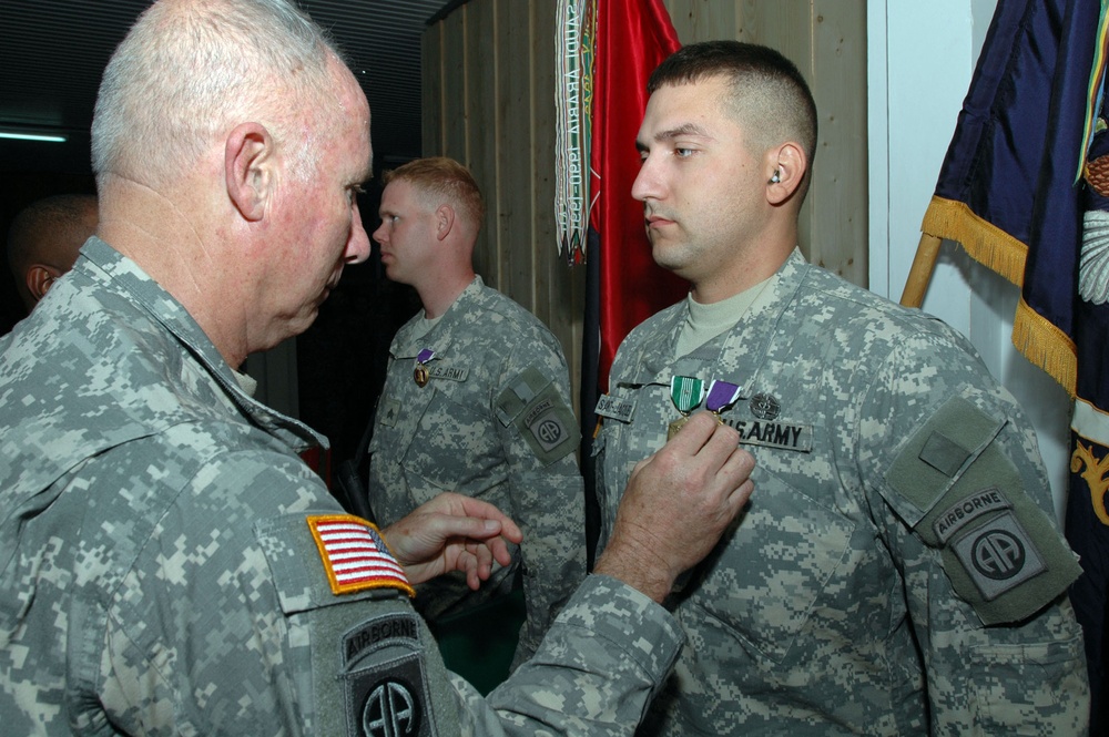 DVIDS - News - Vines awards Paratroopers for valor, injuries during ...