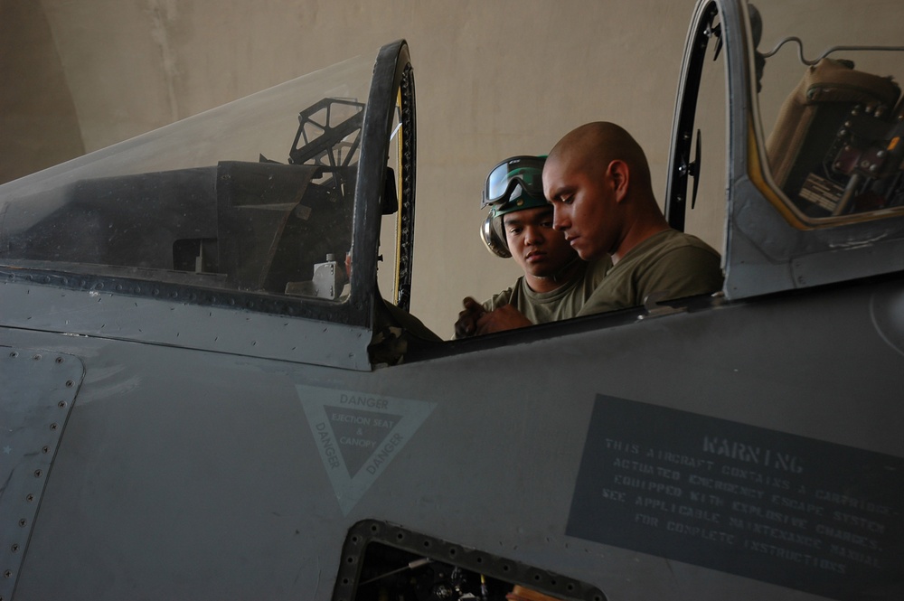 Avionics Marines ensure insurgents have 'Nightmares'