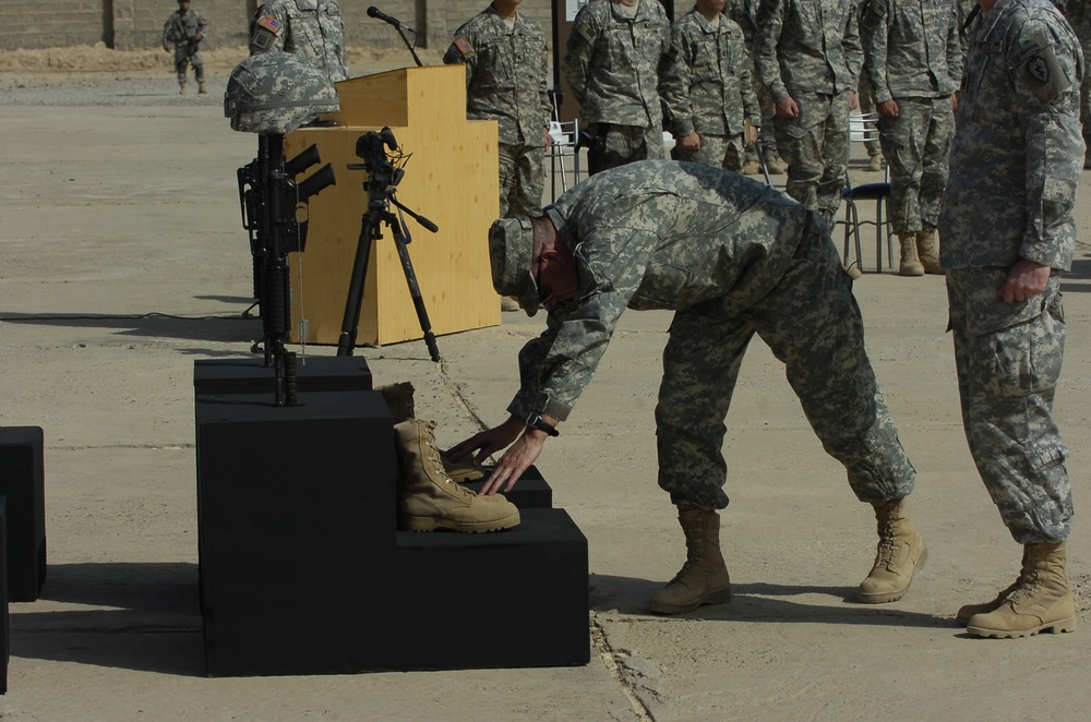 Soldiers Remember Fallen in Ceremony