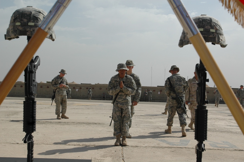 DVIDS - Images - Soldiers Remember Fallen in Ceremony [Image 2 of 4]