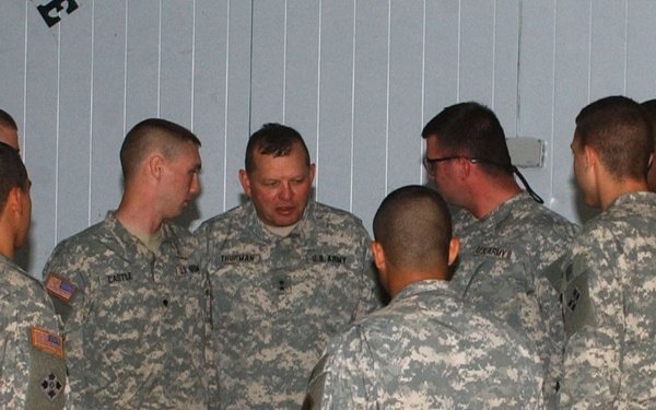 MND-B CG Hosts Special Luncheon With 4th BCT Soldiers