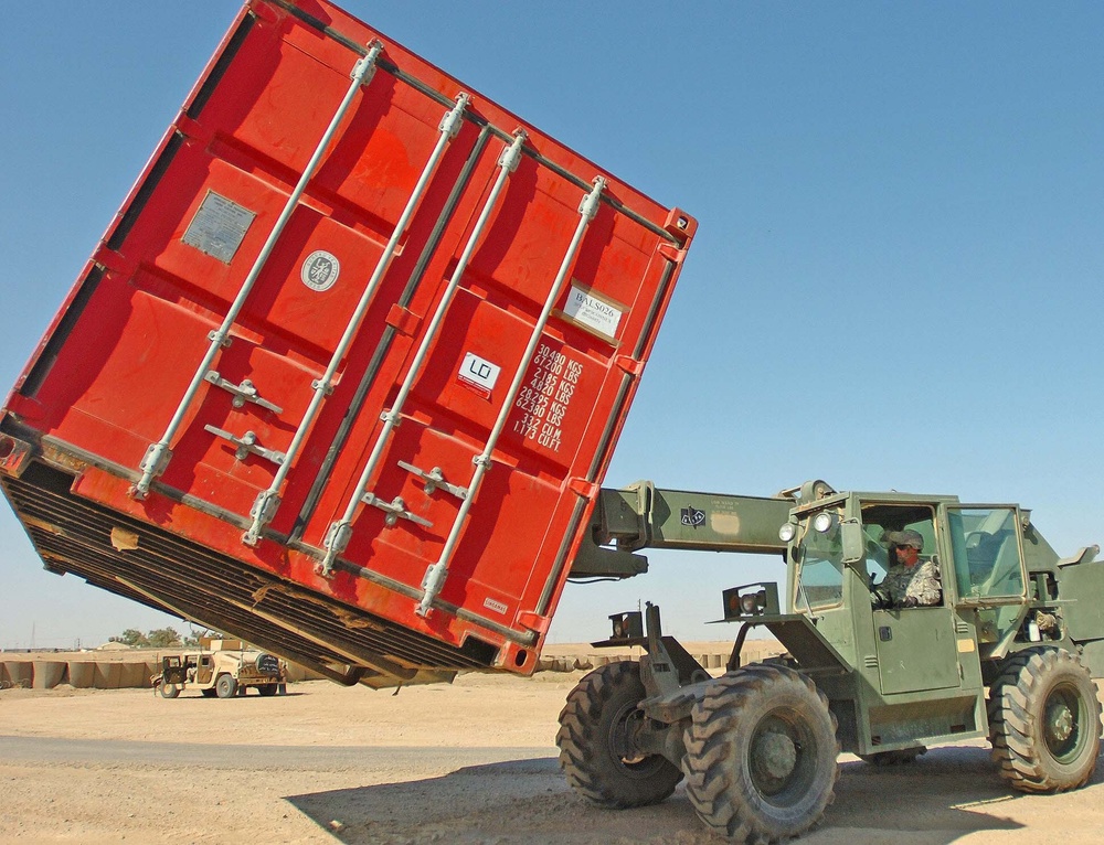 Soldiers Work With Marines to Support ISF