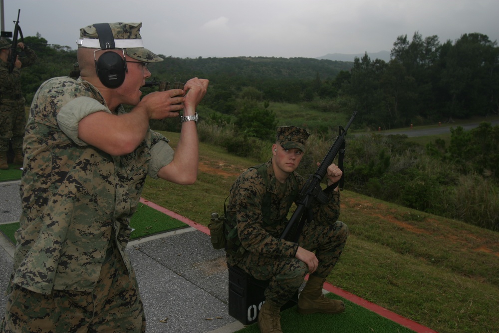 MAW Marksmanship Training Unit puts Marines on target