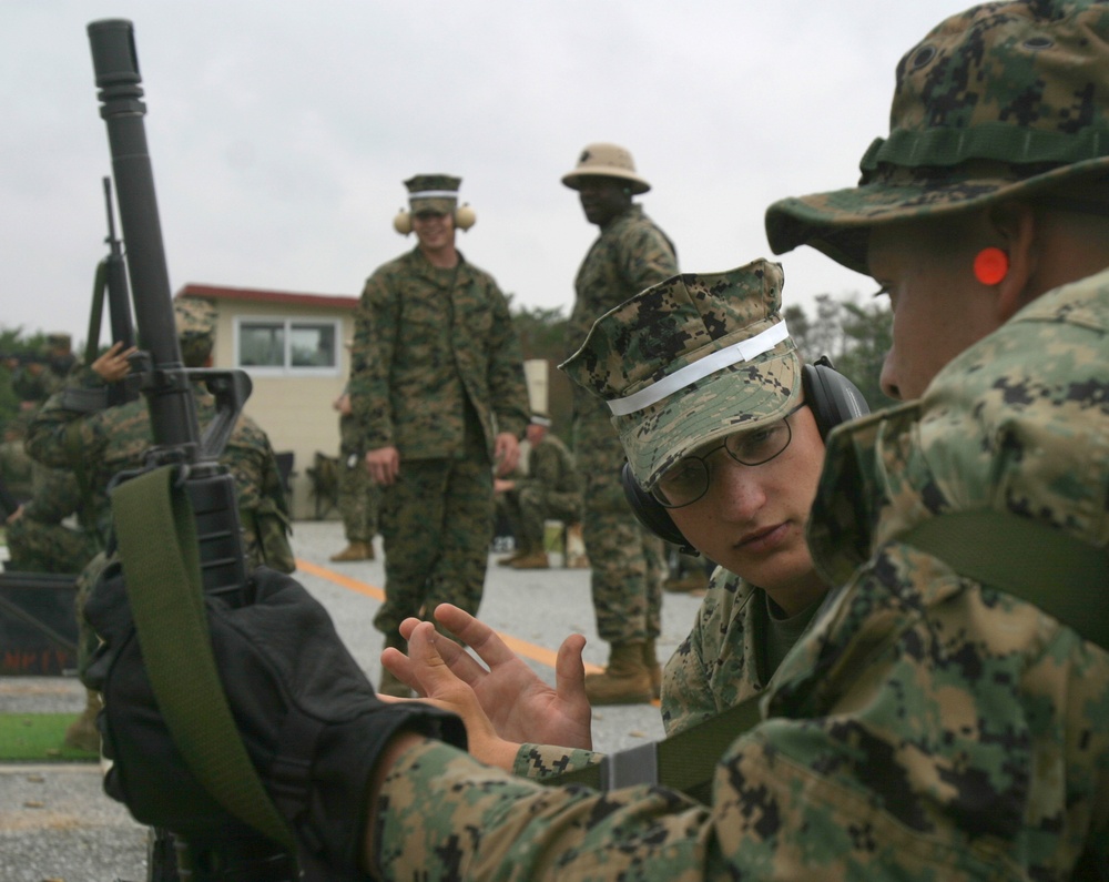 MAW Marksmanship Training Unit puts Marines on target