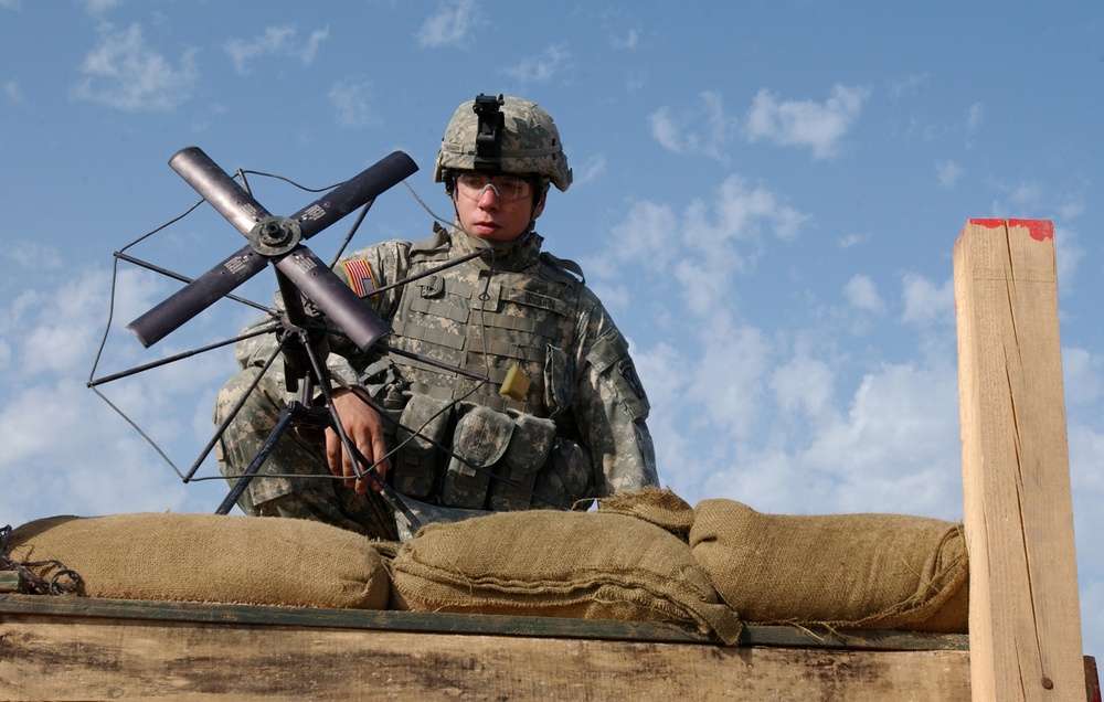 MND-B Senior NCO Visits 2-14 Inf. Regt. Soldiers