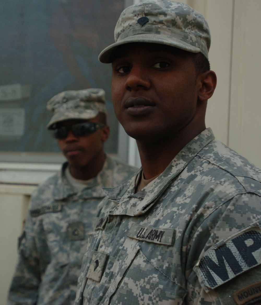 Soldier's Make Music in War Zone