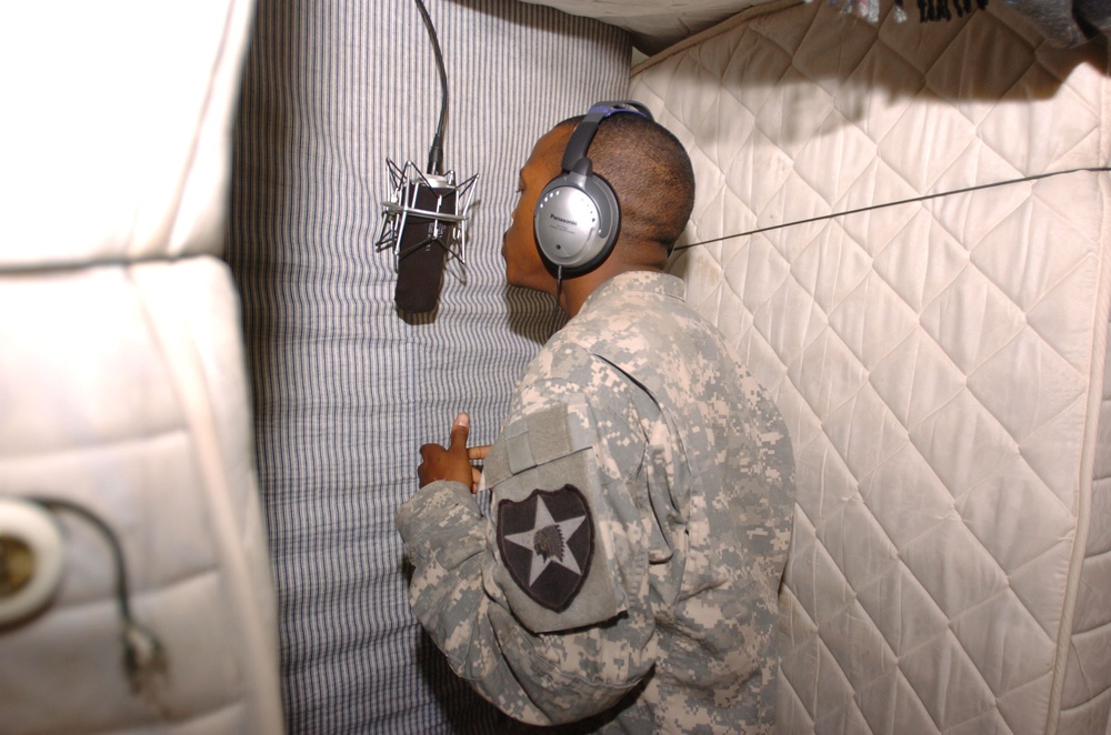 Soldier's make music in war zone