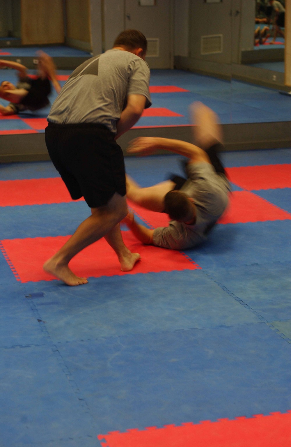 Aikido class teaches self-defense, focus
