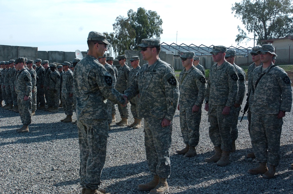 Stryker Soldiers Receive Awards