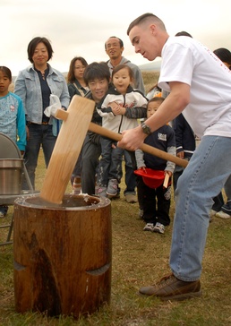 Community shares Japanese tradition at Fuji Martial Arts Expo