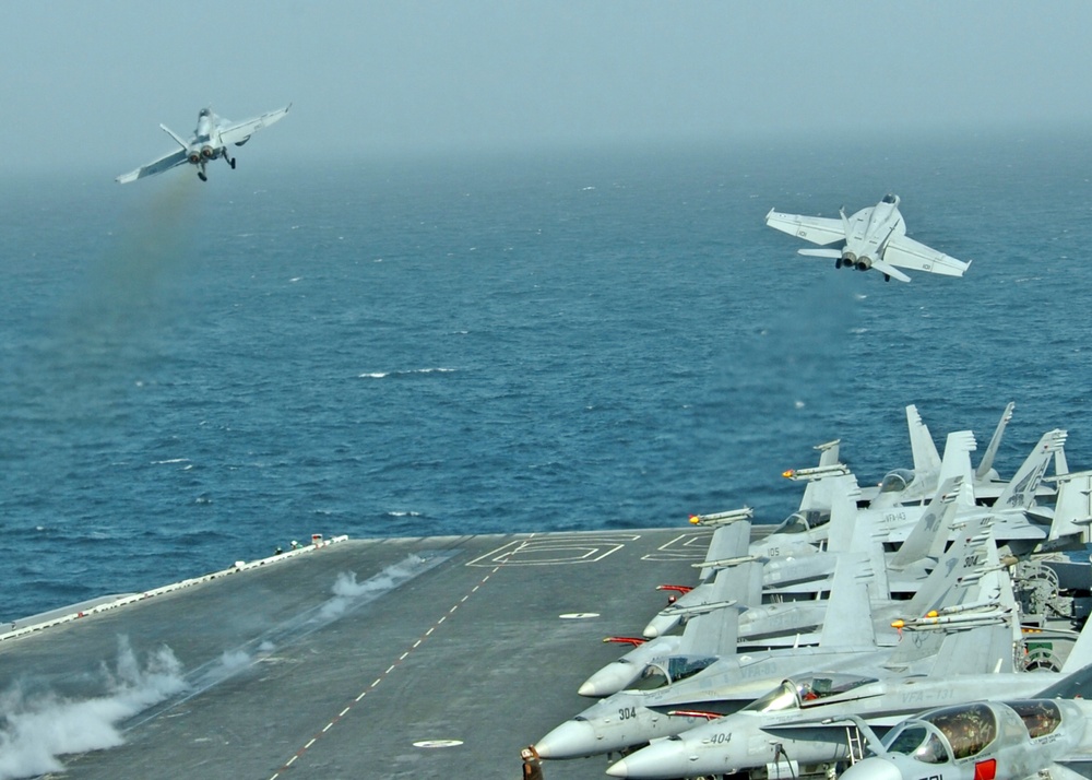 Air Operations on USS Dwight D. Eisenhower