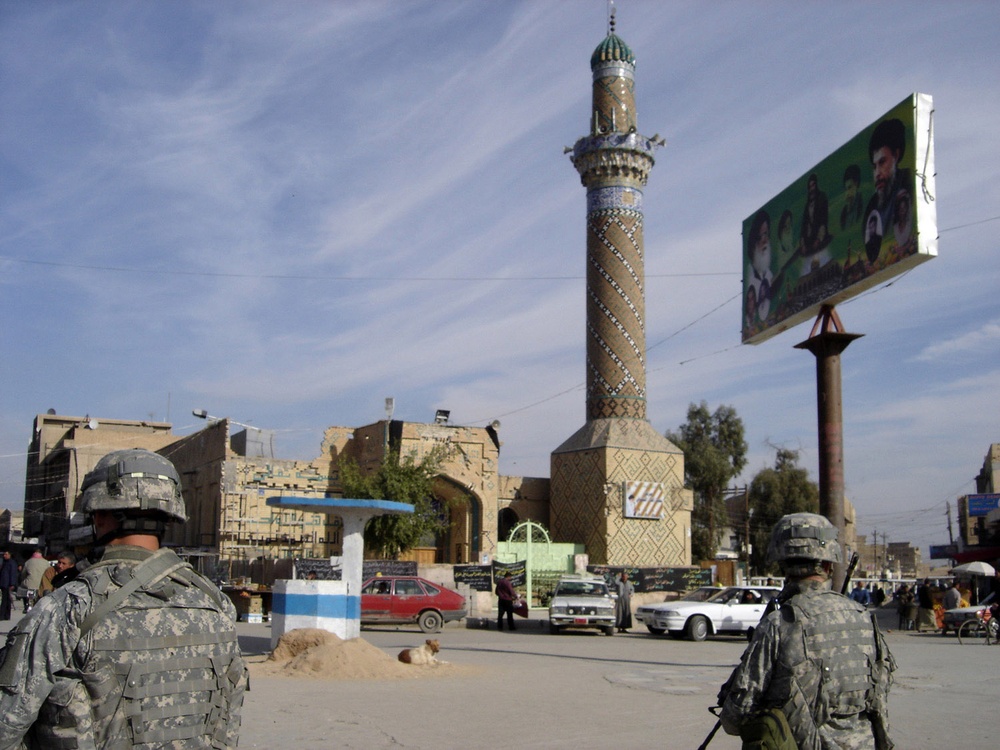 Paratroopers Patrol Through Musayyib